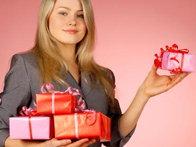 The Pros Cons Of Buying Your Mistress Gifts